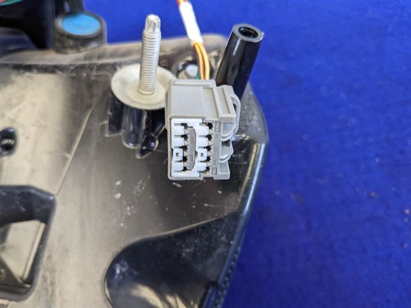 2018-2023 Ford Mustang GT S550 Driver Left LH Taillight Lamp Brake Lens OEM - The Parts Farm