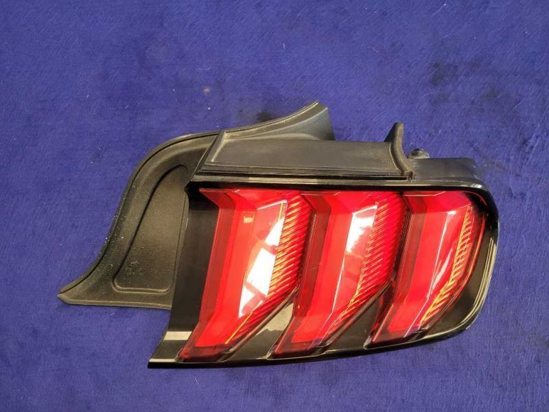 2018-2022 Ford Mustang GT SS50 Rear Passenger Right Tail Light Lamp Lens 2381 - The Parts Farm