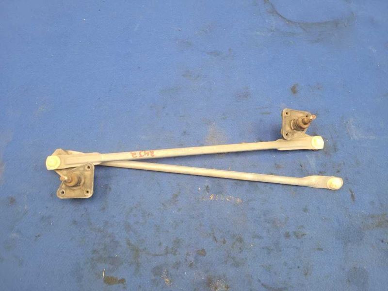 2003-2006 Chevrolet SSR Pickup Truck Windshield Wiper Linkage Motor 2432 - The Parts Farm