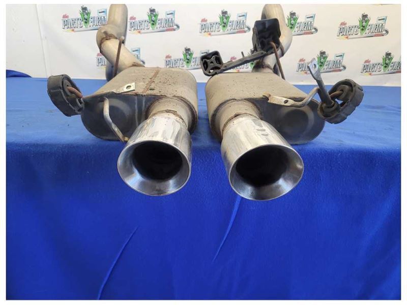 2011-2014 Ford Mustang GT Magnaflow Mufflers Pair Exhaust Tip Dual 2468 - The Parts Farm