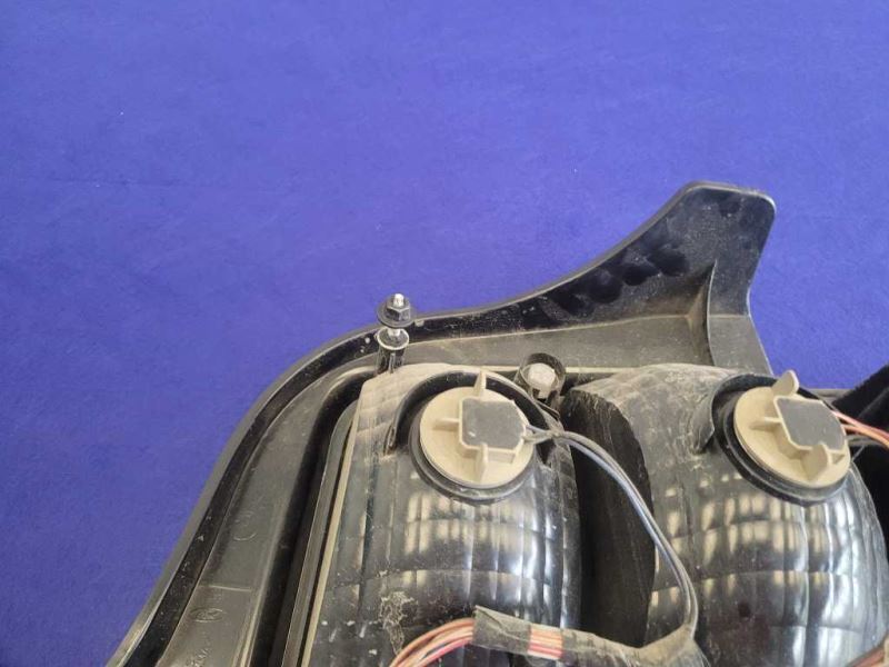 2005-2009 Ford Mustang GT GT500 Driver Left Taillight Rear Lamp Brake 2410 - The Parts Farm