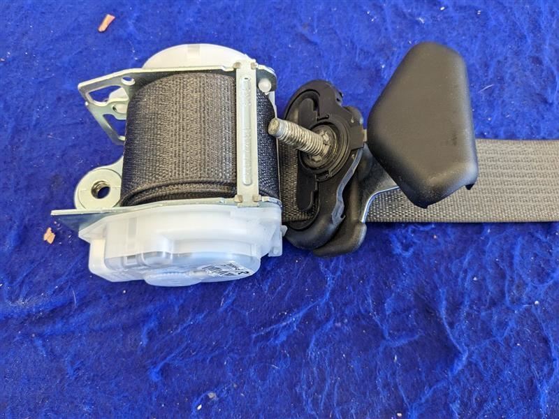 2011-2014 Ford Mustang GT Convertible Passenger Rear Seat Belt Retractor 2308 - The Parts Farm