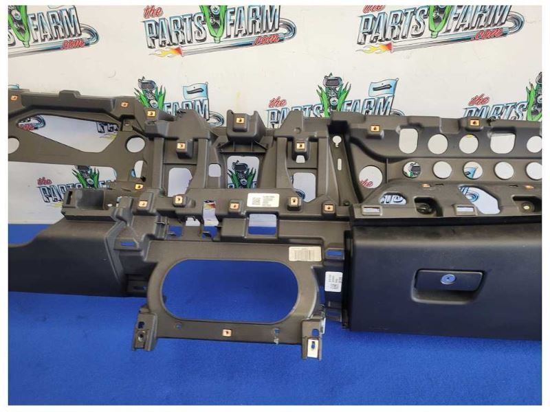 2016-2023 Chevrolet Camaro SS 6.2L Front Dashboard Panel Cover Trim Dash 2538 - The Parts Farm