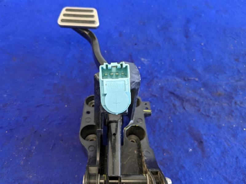 2020-2022 Ford Mustang Shelby GT500 Automatic Brake Pedal Cage Box Assembly - The Parts Farm