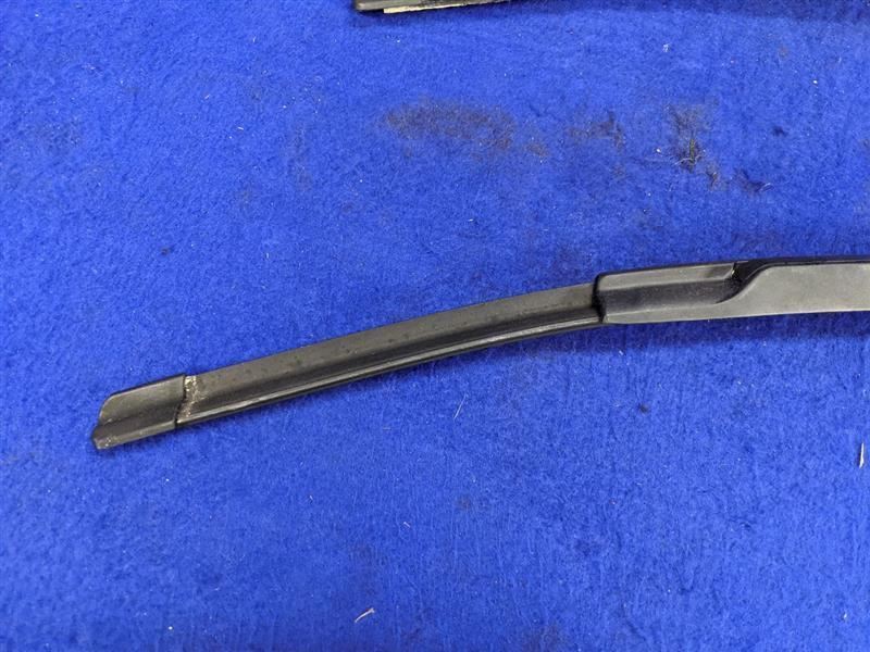 2009-2014 Ford F150  Pickup Truck Windshield Wiper Arm Pair Linkage Left Right - The Parts Farm
