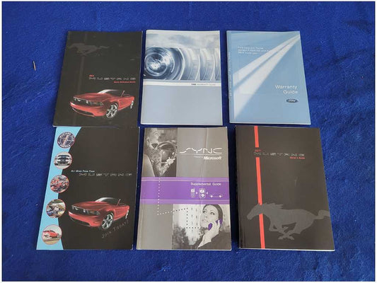2011 Ford Mustang GT Convertible Owner's Manual Booklet Pamphlet Cover 2884