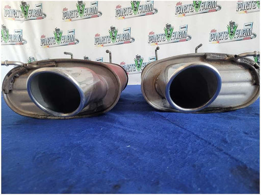 2011-2014 Ford Mustang GT Pair Rear Mufflers Exhaust Pipes Tips 2884