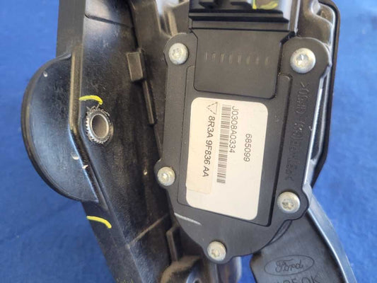 2010-2014 Ford Mustang GT 4.6L Pedal Cage Gas Throttle Drive By Wire 2677
