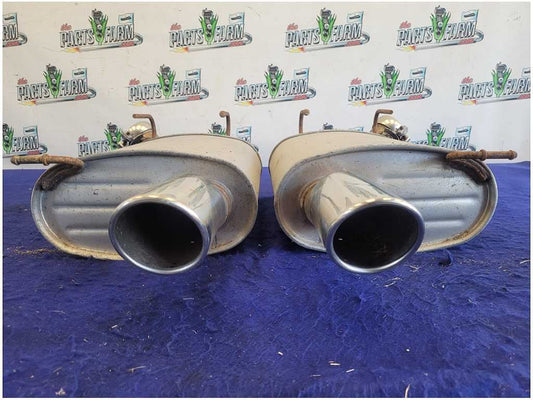 2011-2014 Ford Mustang GT Pair Rear Mufflers Exhaust Pipes Tips