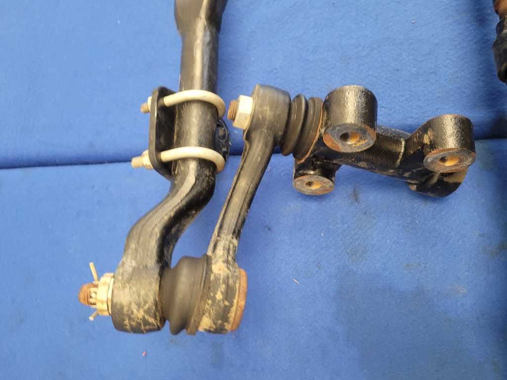 2023 Ford F250 F-250 Super Duty Truck 4wd 4x4 Steering Arm Idler Link 2558 - The Parts Farm