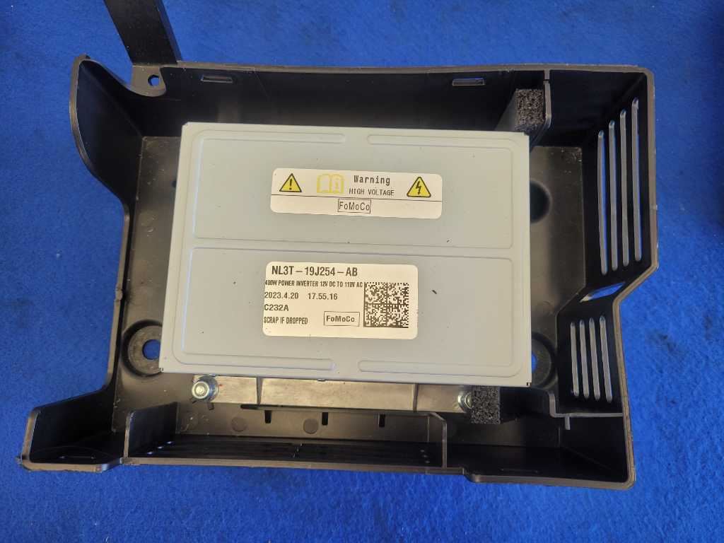 2023 Ford F250 F-250 Super Duty Truck Power Converter Charger Inverter 2558 - The Parts Farm
