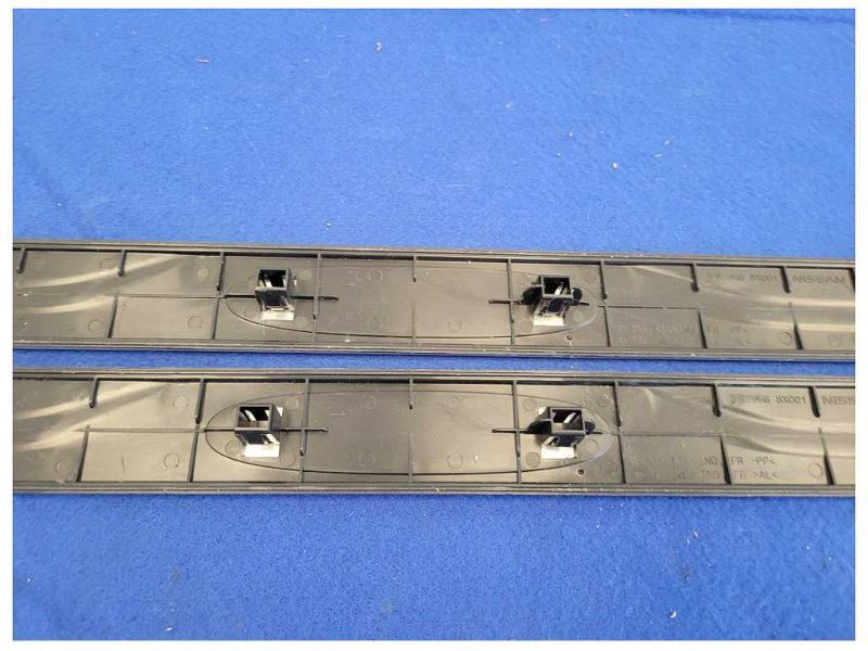 2011-2012 Nissan Leaf Pair Door Sill Plates Scuff Lower 1856 - The Parts Farm