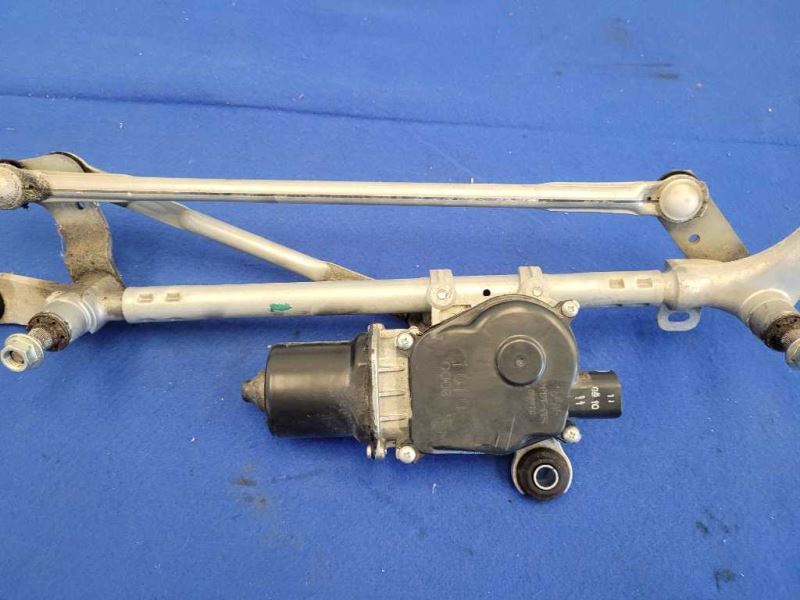 2011-2012 Nissan Leaf Front Windshield Wiper Motor Linkage 1856 - The Parts Farm