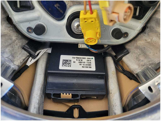 2016-2018 Porsche Cayenne Diesel Steering Wheel Front Driver Biege A/T 2579