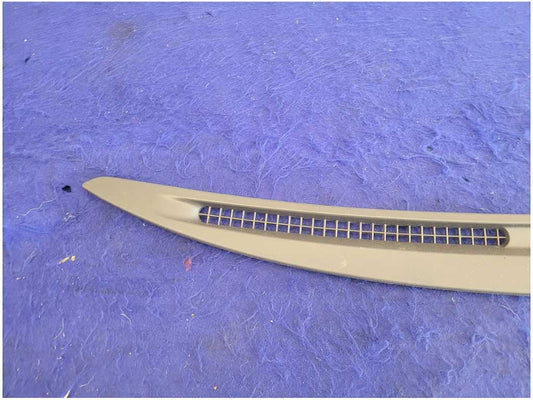 1999-2004 Ford Mustang GT 4.6L Upper Dash Vent Panel Trim 2624