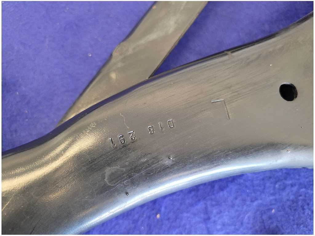 45301894