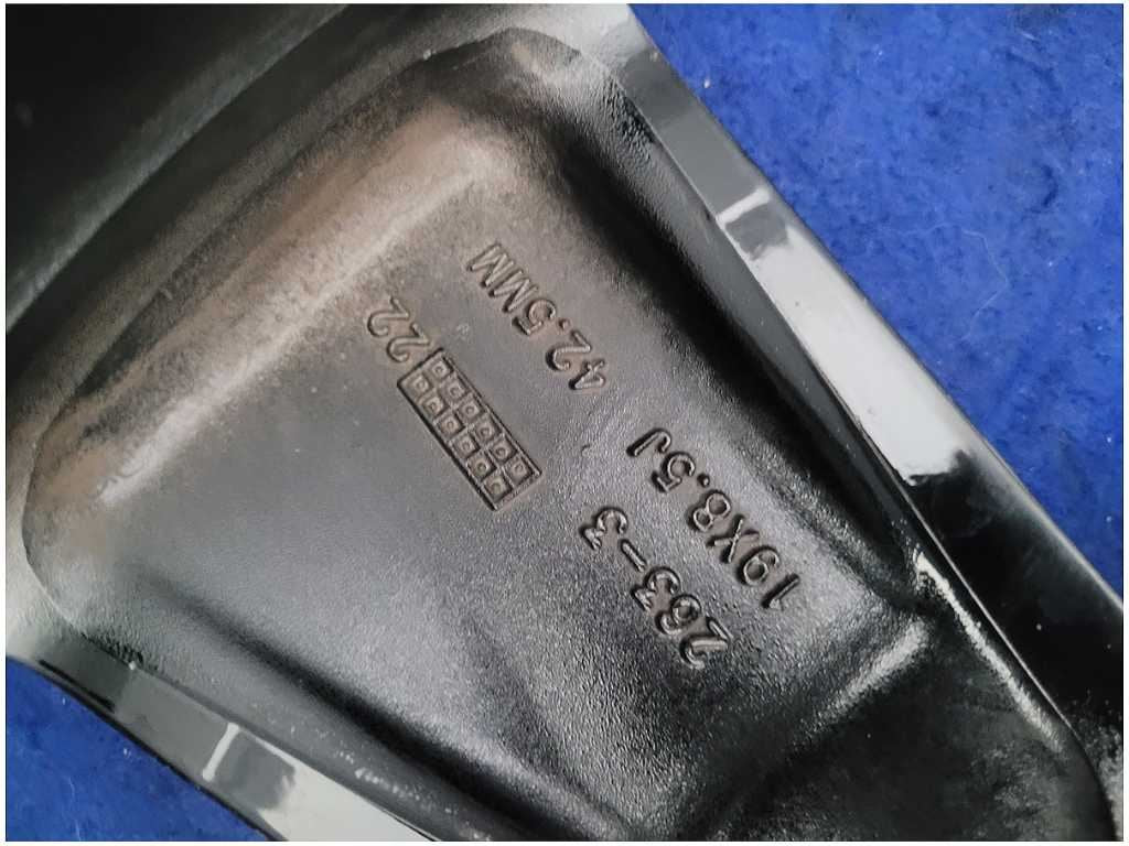 47557085
