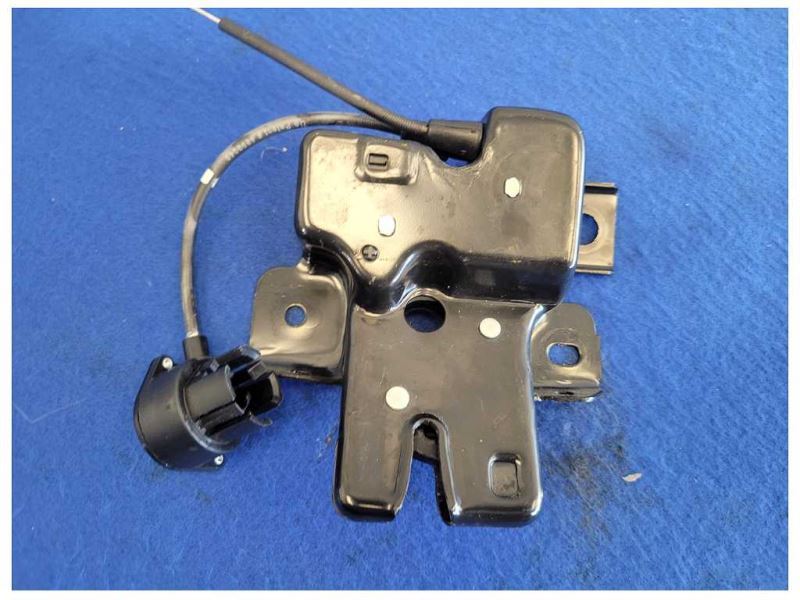 2005-2009 Ford Mustang GT S197 Rear Trunk Latch Tailgate Lock Safety 2590 - The Parts Farm