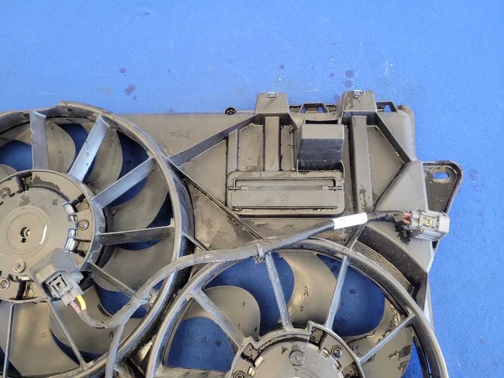 44128022