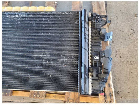 2015-2017 Ford F150 4x4 Pickup Truck Radiator Cooling Engine Fan Condenser 2482