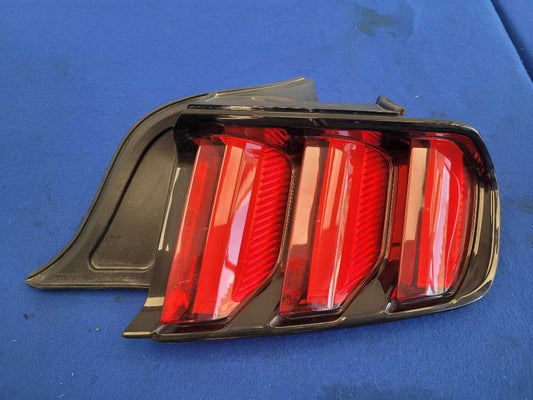 2015-2017 Ford Mustang EcoBoost Passenger Rear Taillight Brake Light Lamp 2652 - The Parts Farm