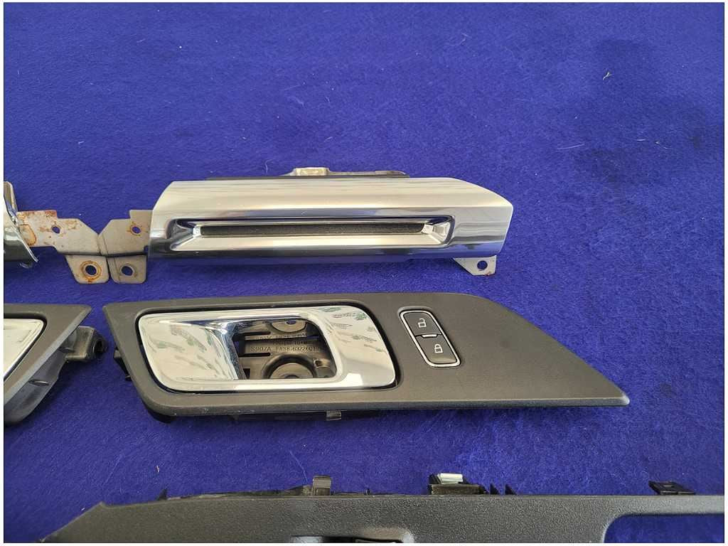 45300883
