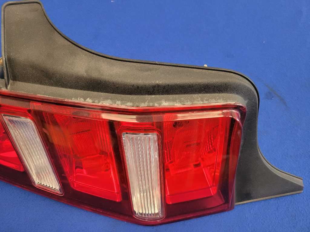 2010-2012 Ford Mustang GT Driver LH Rear Taillight Light Lamp Lens Brake 2653 - The Parts Farm