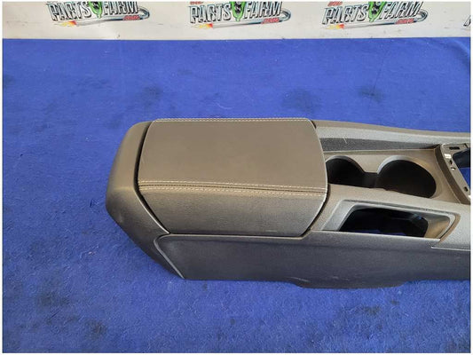 2010-2015 Chevrolet Camaro SS Coupe Center Console M/T Front Floor Lid Cup 2912