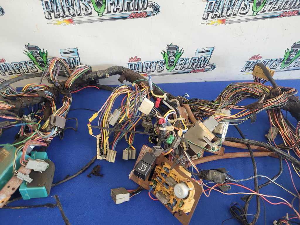 1990 Ford Mustang Mclaren Convertible Dash Harness Wire Plug *Parts* 2603 - The Parts Farm