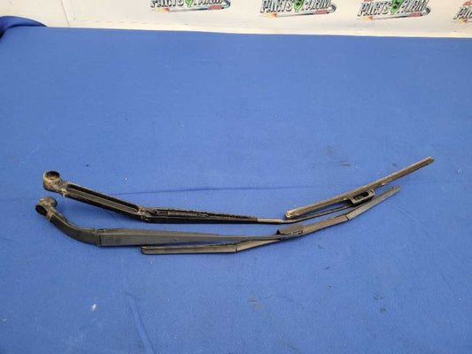 2011-2012 Nissan Leaf Front Windshield Wiper Arms Blades 1856 - The Parts Farm