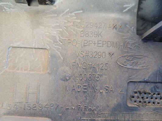 2022 Ford F250SD Pickup Truck Driver Lower Cab Corner Molding Paint Z1 2581