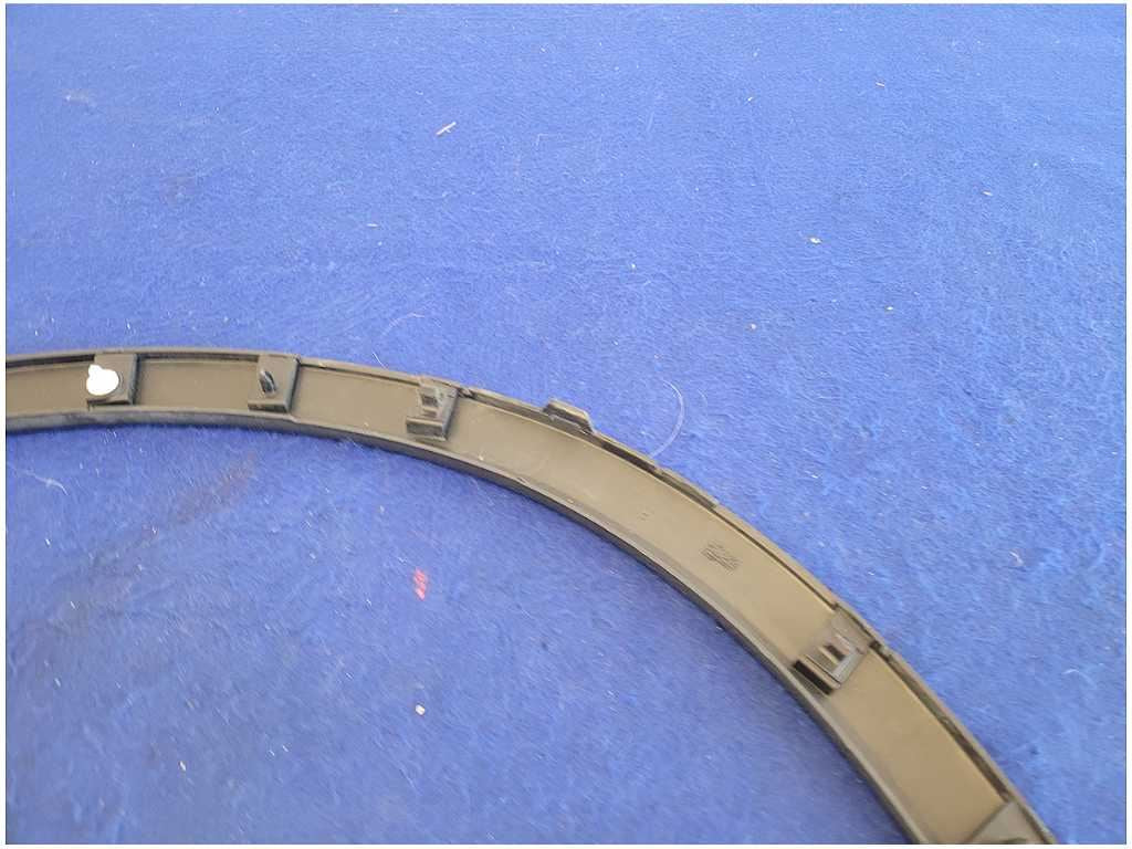 46900805
