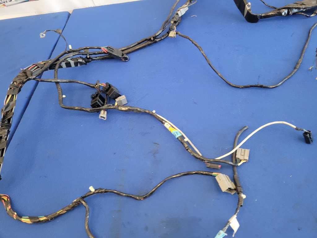1995 Ford Mustang GT 5.0L Convertible Body Harness Wire Plug A/T 2631 - The Parts Farm