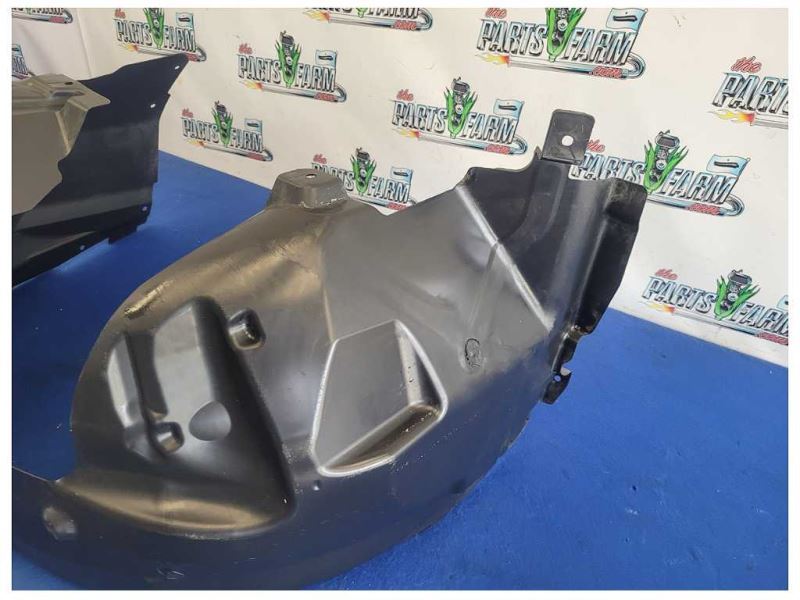 2018-2023 Ford Mustang GT S550 Driver Front Fender Liner Splash Shield 2622 - The Parts Farm