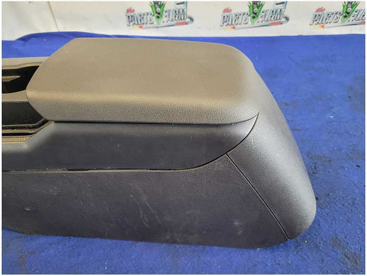 2005-2009 Ford Mustang GT Coupe Center Console Lower Floor Shifter M/T 2868