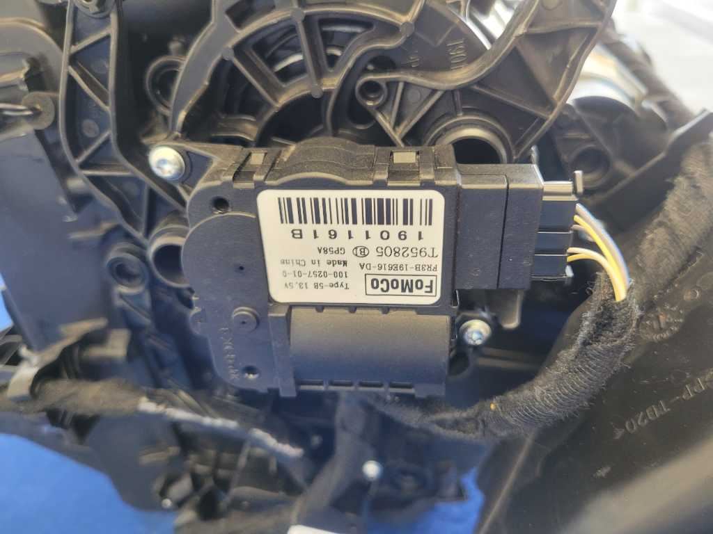 2015-2017 Ford Mustang GT S550 AC Heater Box Core Vent Air HVAC 2643 - The Parts Farm