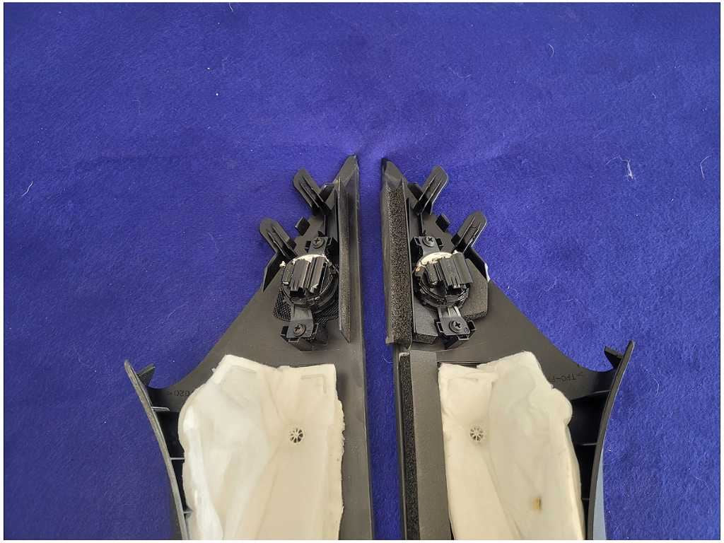 45301893