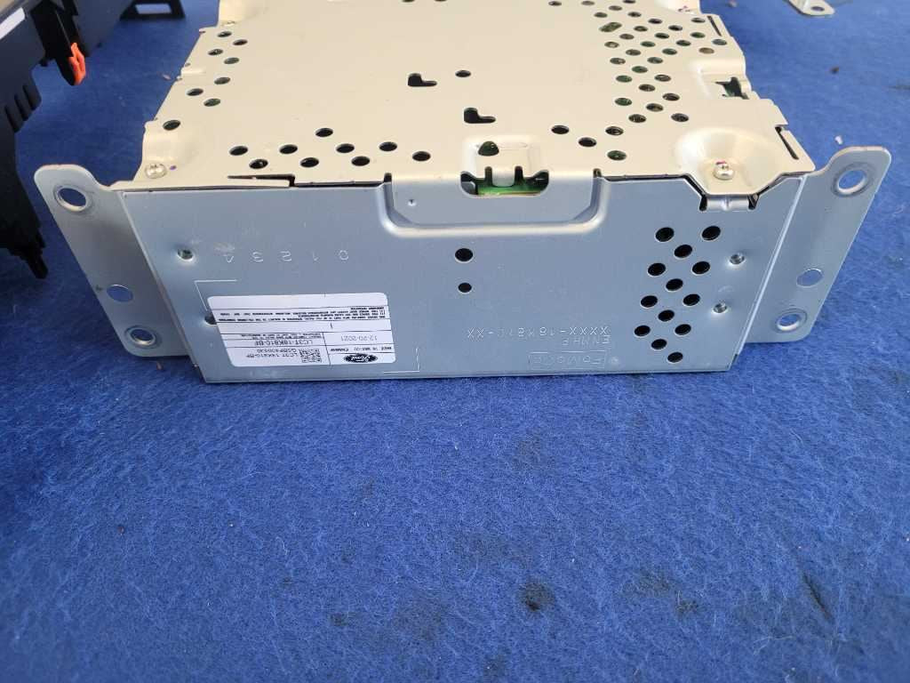 2022 Ford F250SD Pickup Truck Audio Equipment Radio Control Panel 2581 - The Parts Farm