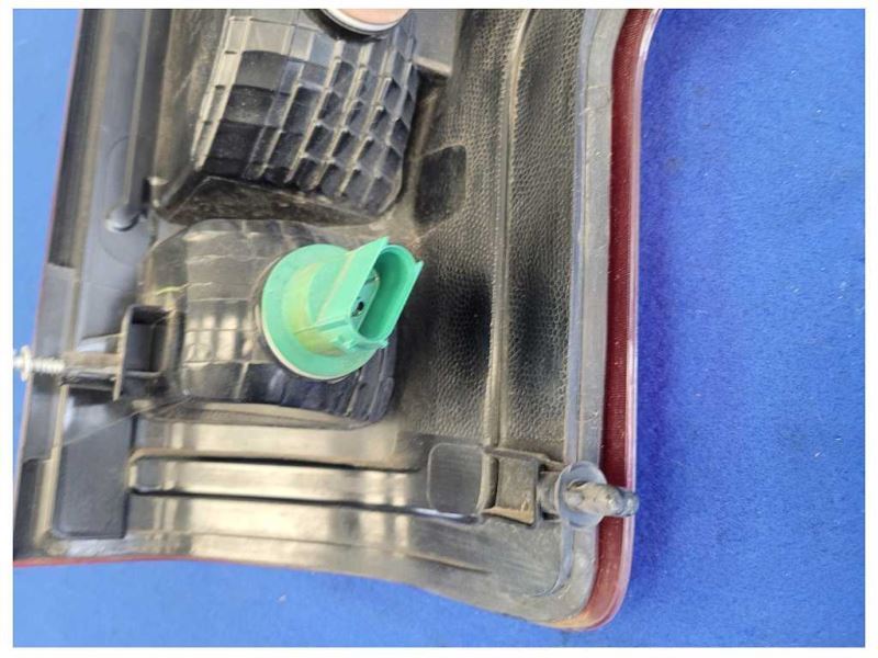 2015-2017 Ford F150 Pickup Truck Driver Rear Taillight Lamp Brake Light 2615 - The Parts Farm