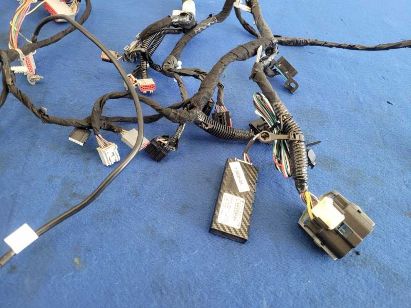 2014 Ford Mustang GT 5.0L S197 Coupe Dash Harness Wire Plug A/T 2629 - The Parts Farm