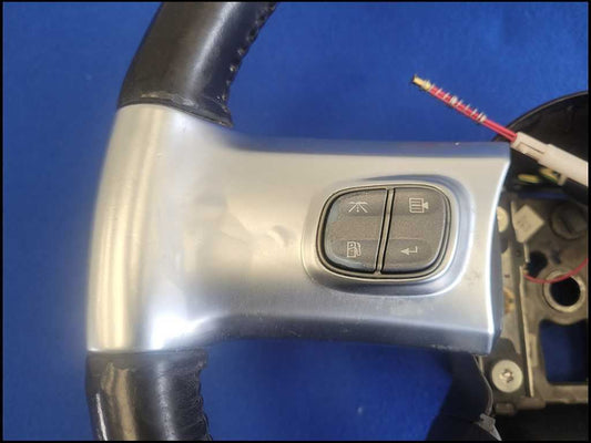 2003-2006 Chevrolet SSR Pickup Truck Steering Wheel Front Driver Dash 2687