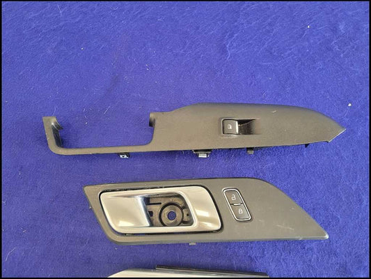 2015-2023 Ford Mustang GT Passenger Front Door Coupe Window Lock Switch 2708