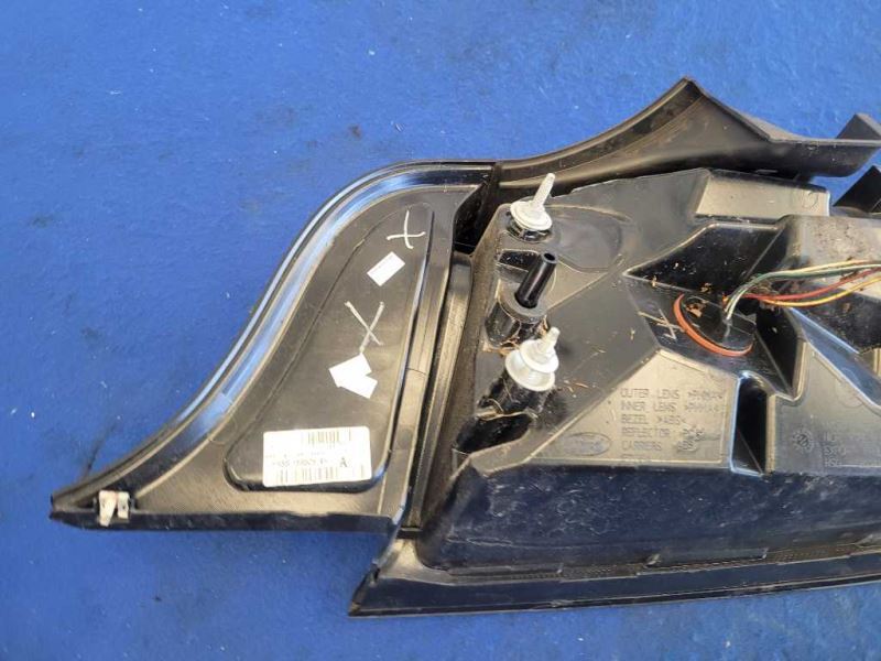 2015-2017 Ford Mustang GT S550 Passenger Right RH Taillight Lamp Brake Lens 2483 - The Parts Farm