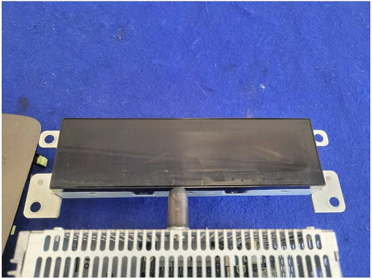 2012 Ford Mustang GT S197 Radio Receiver AM FM Info Screen Face Plate 2757