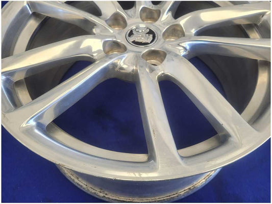 2014-2017 Chevrolet SS Sedan Rear Wheel 19x9 Spoke Rim *Scuffs* 2818