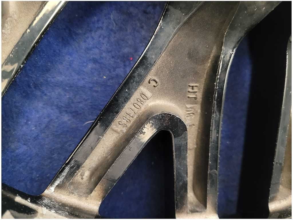 47176061