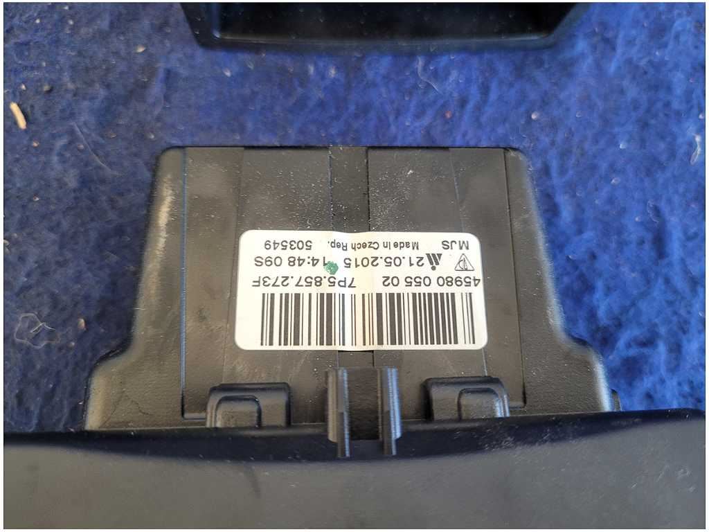 46900886