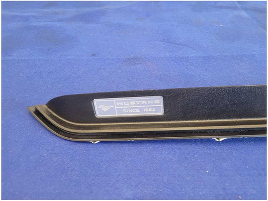 2015-2017 Ford Mustang GT S550 Dash Plaque Emblem Passenger Front 2822