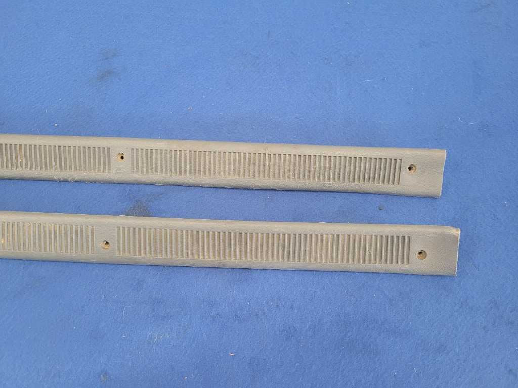 1990 Ford Mustang ASC Mclaren Convertible Pair Scuff Door Sill Plates Blue 2603 - The Parts Farm