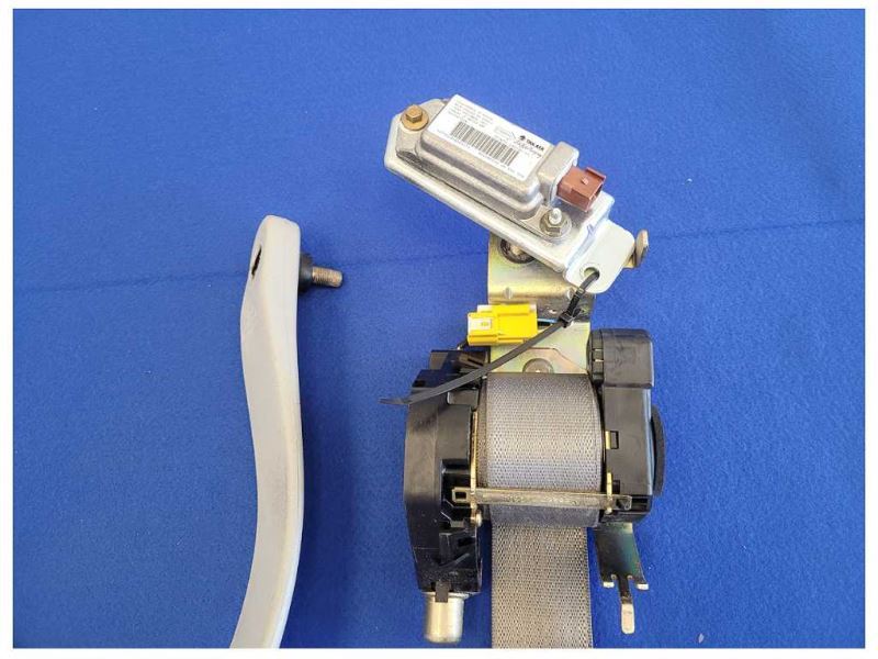 2003-2004 Mercury Marauder 4.6L 4v Passenger Front Seat Belt Retractor 2534 - The Parts Farm